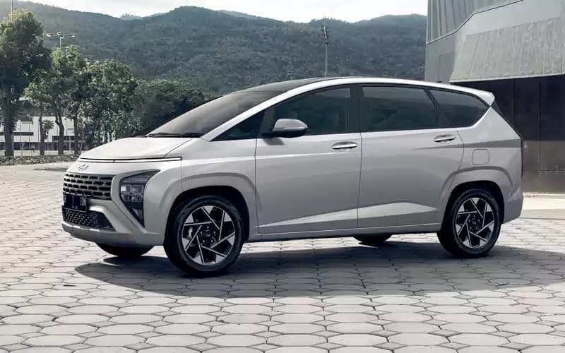 Hyundai Stargazer Exterior Image